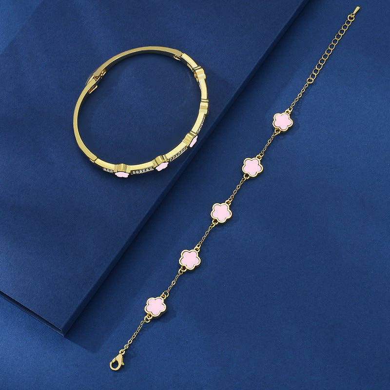 Five-Petal Flower Lace Bracelet Two-Piece Set – Elegant Women’s Jewellery