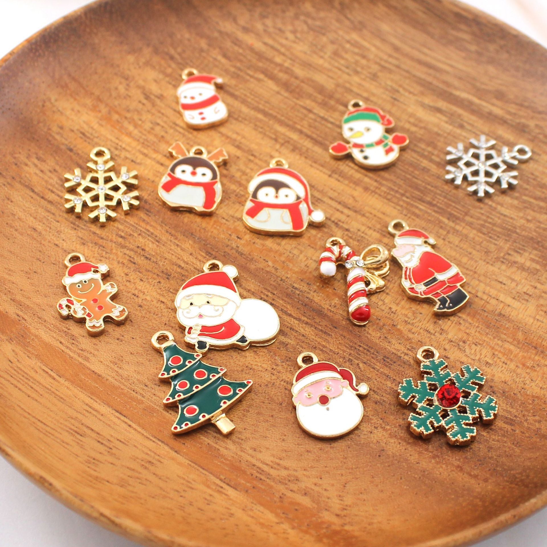 Mini Dripping Pendant Bracelet – Alloy Charm Jewellery