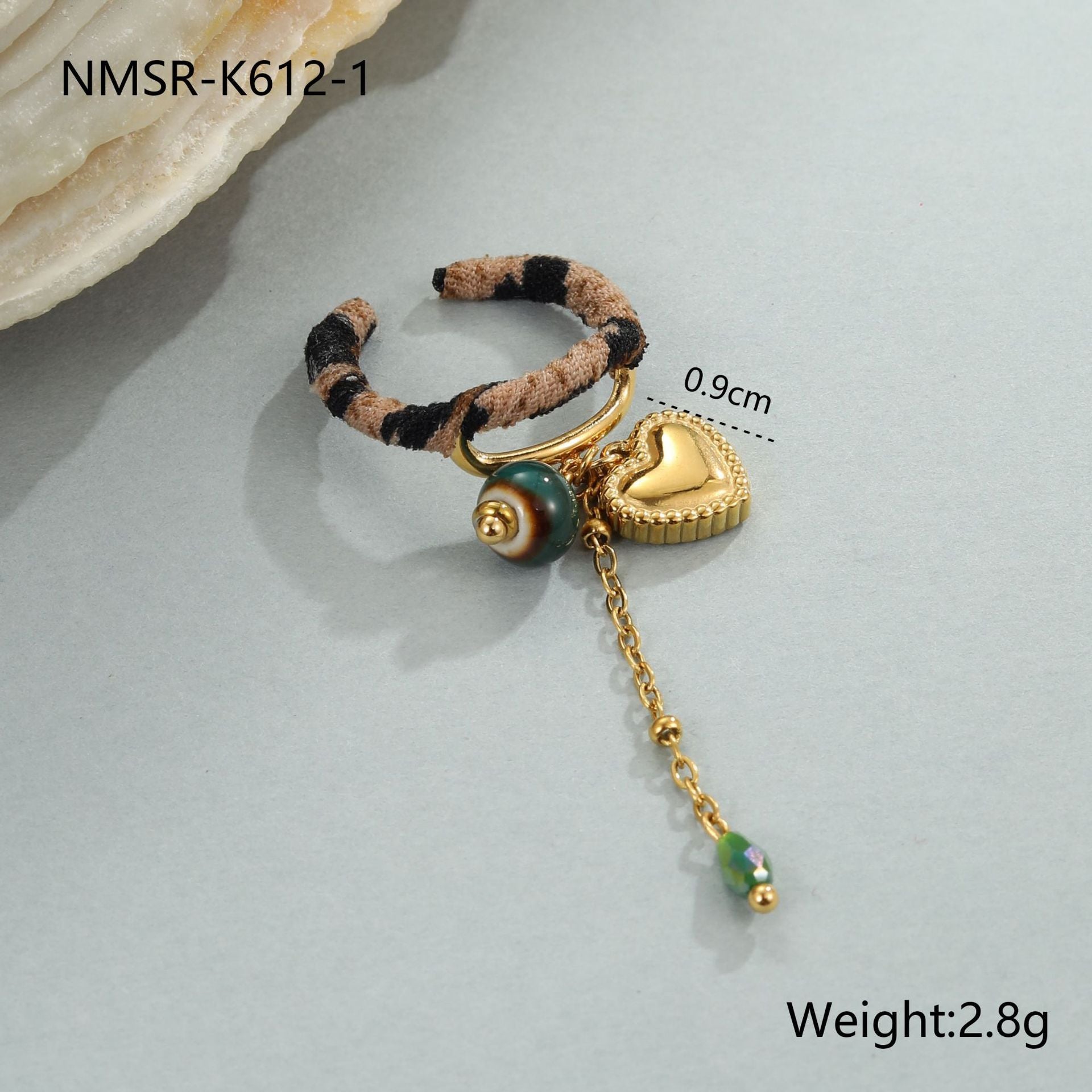 Women’s Leopard Print Pendant Necklace – Sun & Heart Stainless Steel Design