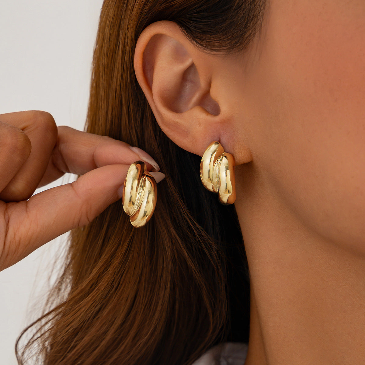 Fashion Metal Earrings – Glossy Pleated Irregular Geometric Design for Women