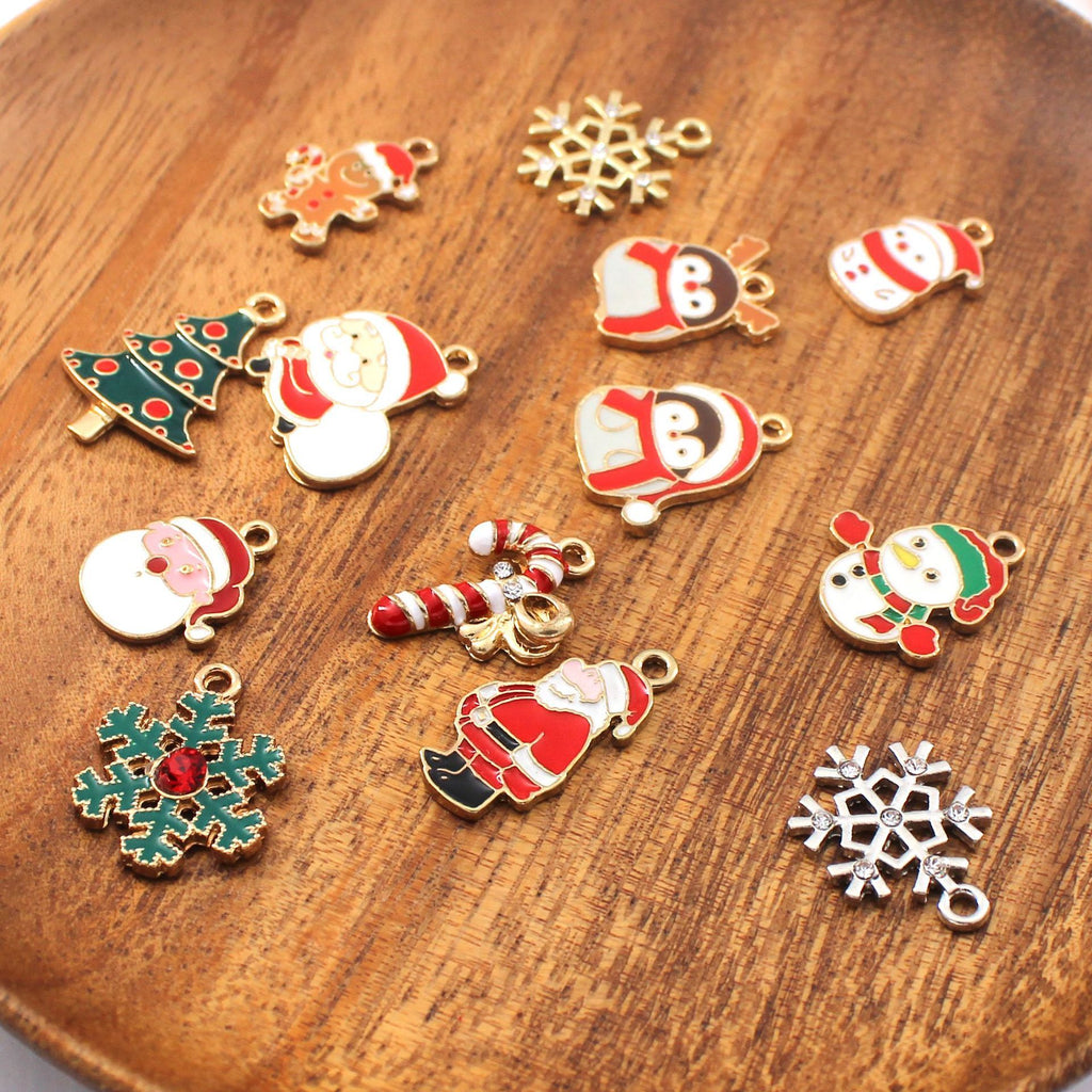 Mini Dripping Pendant Bracelet – Alloy Charm Jewellery