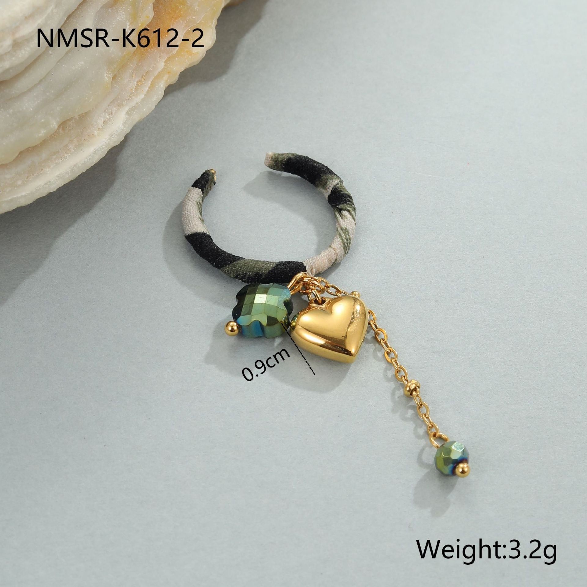 Women’s Leopard Print Pendant Necklace – Sun & Heart Stainless Steel Design