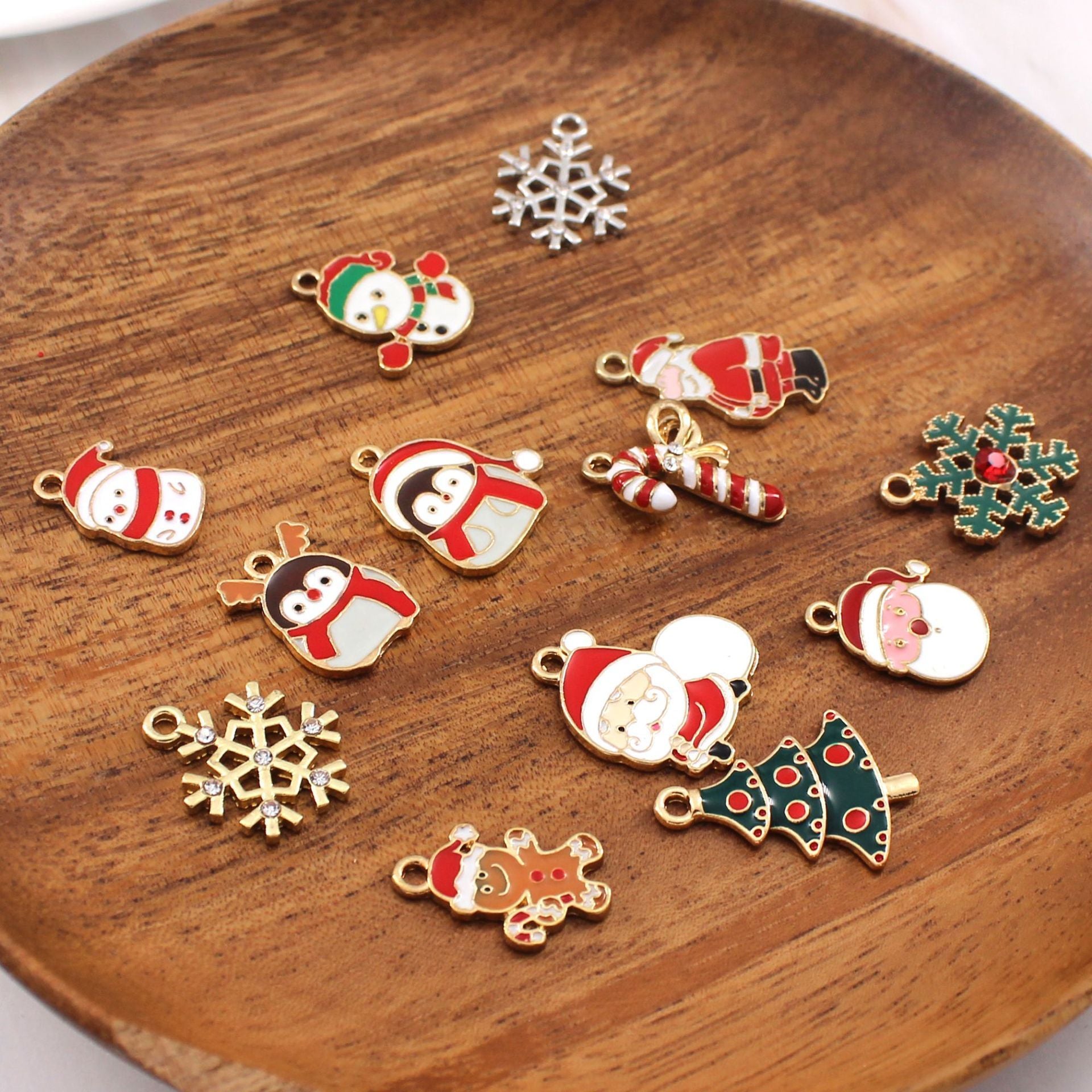 Mini Dripping Pendant Bracelet – Alloy Charm Jewellery