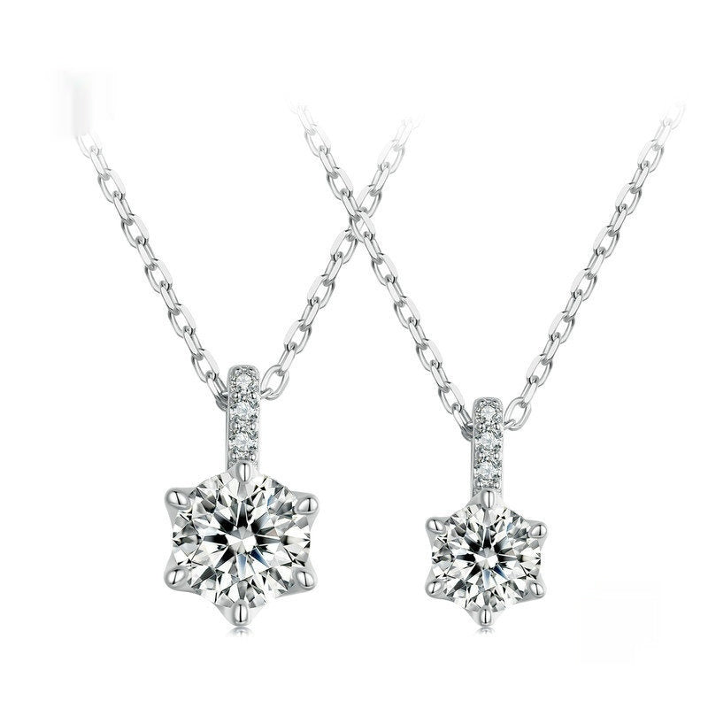 Shining Moissanite Pendant Necklace – Elegant Jewellery for Women