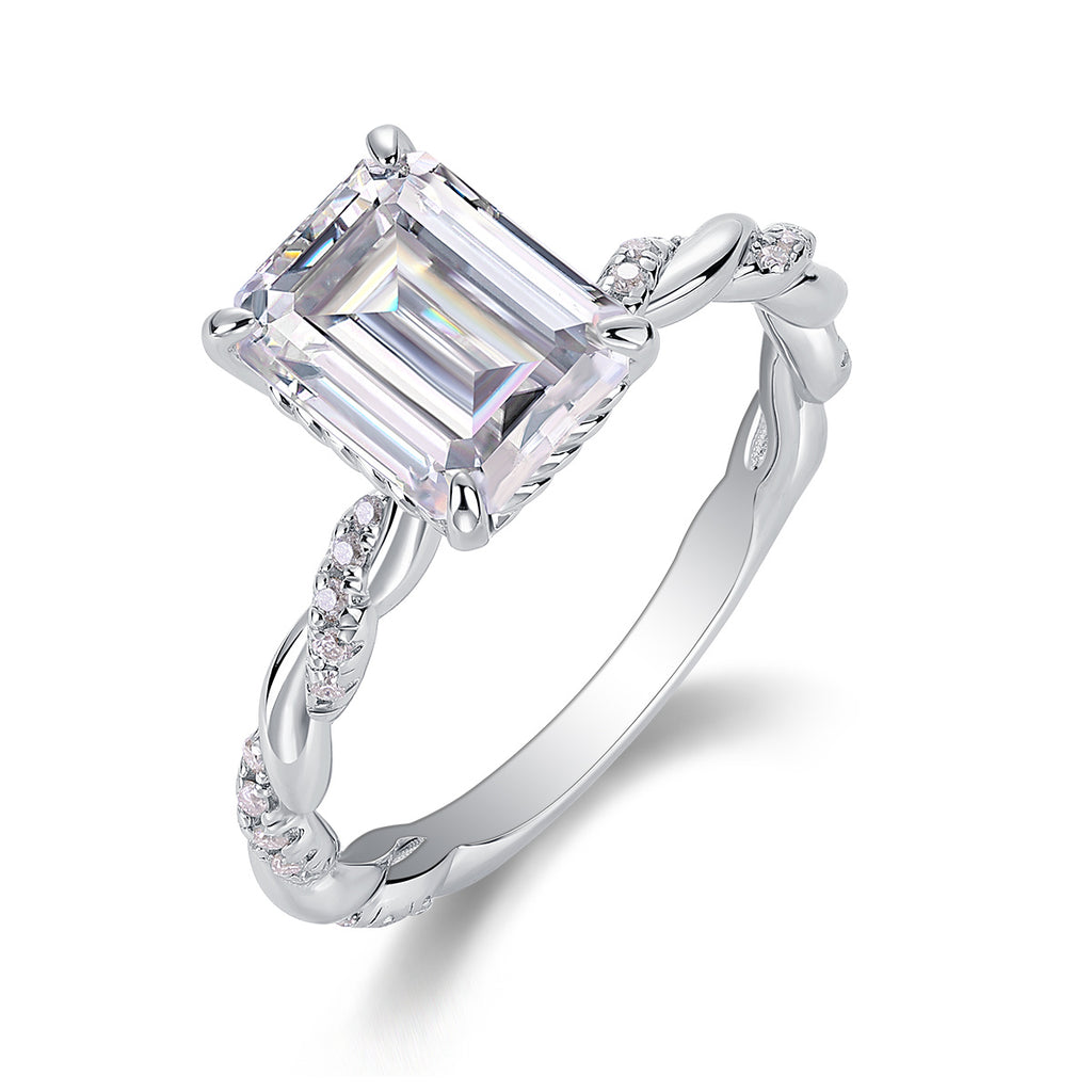 Chasing Light Women’s Moissanite Ring – S925 Sterling Silver with Platinum-Plated Diamonds, Elegant Fashion Jewellery