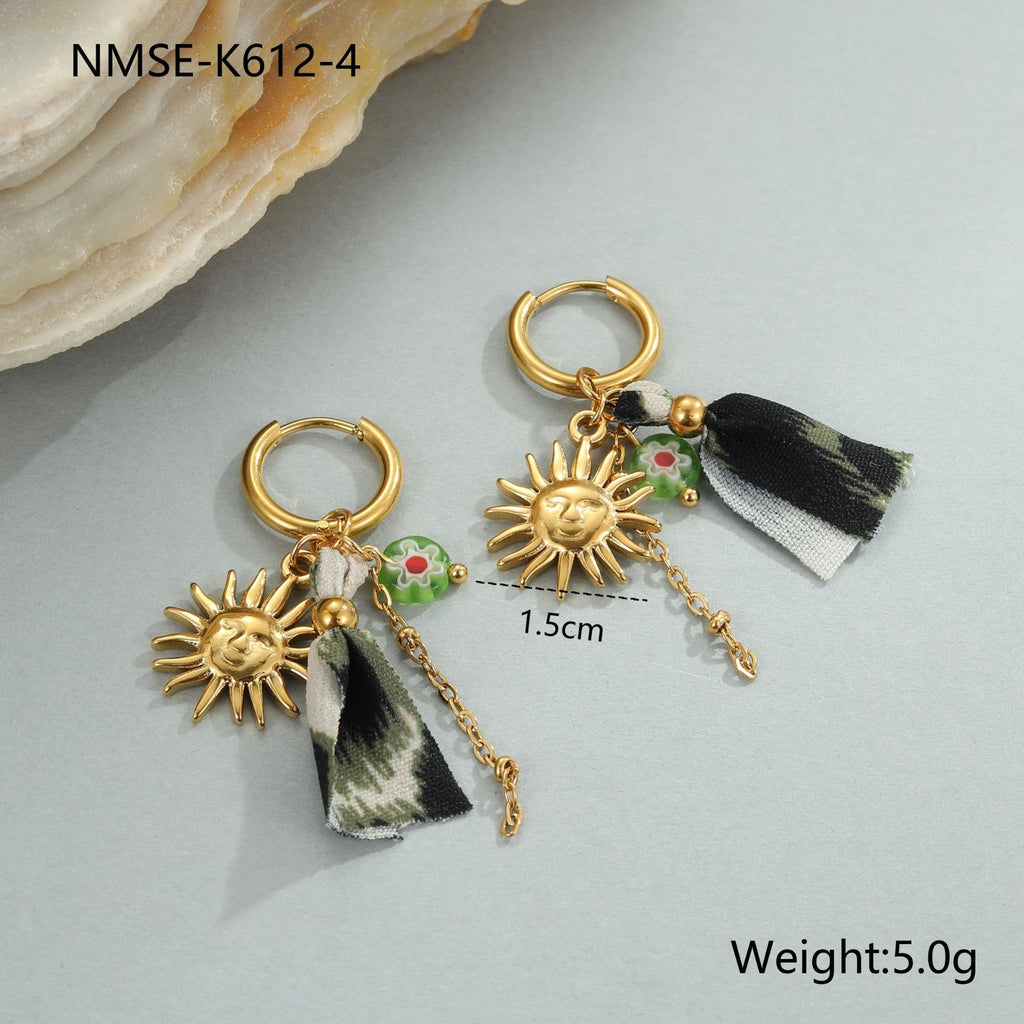 Women’s Leopard Print Pendant Necklace – Sun & Heart Stainless Steel Design