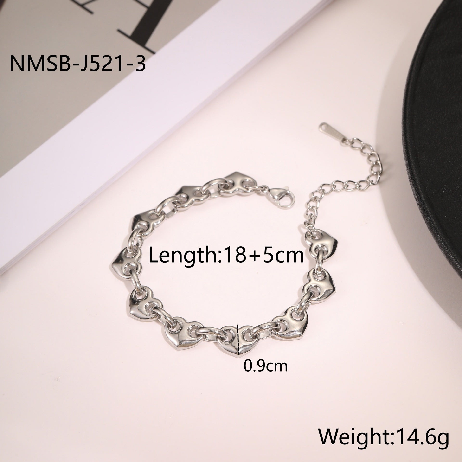 Women’s Hollow Heart Bracelet – Timeless and Elegant Design