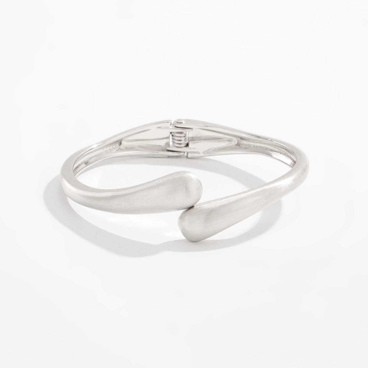 Glossy & Matte Metal Bracelet – Adjustable Spring Opening Design