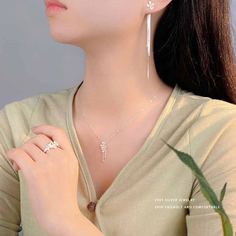 Collarbone Necklace, Elegant Earrings & High-Grade Ring Set – Luxury Jewellery Suite for Women