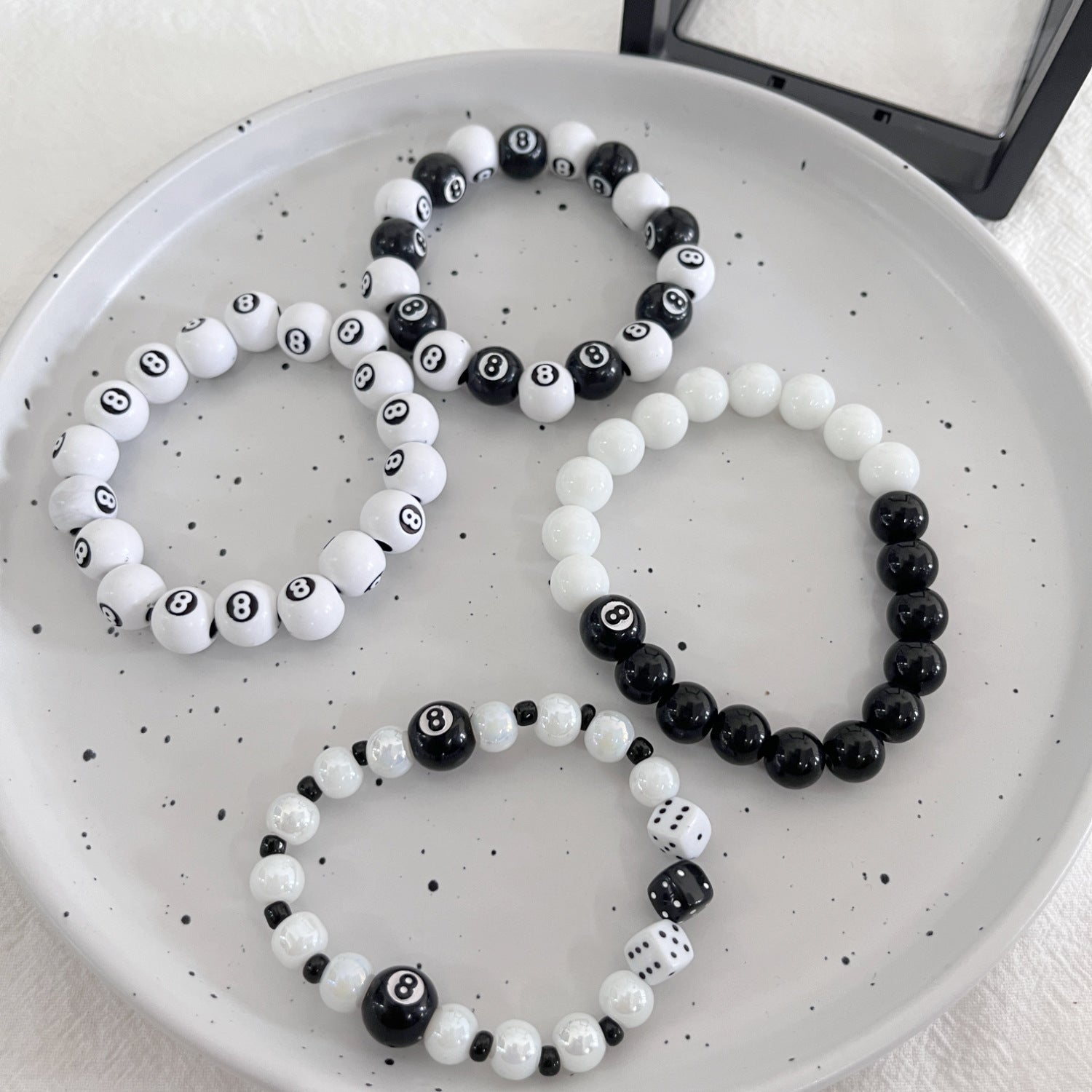 Women’s Pearl Beaded Bracelet – Elastic String Design