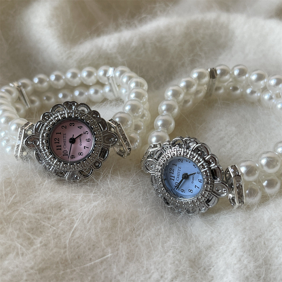 Fashion Women’s Quartz Watch – Pearl Bracelet Style