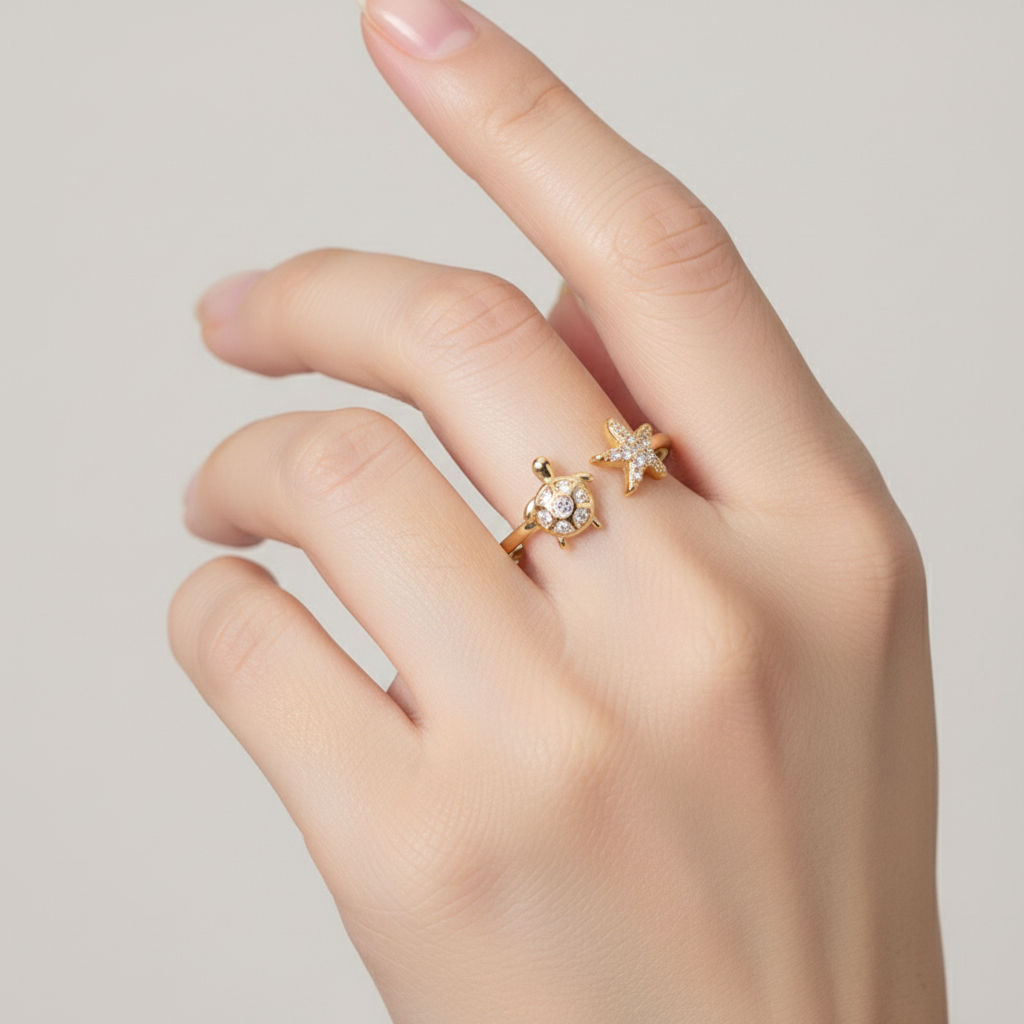 Turtle and starfish rings on model